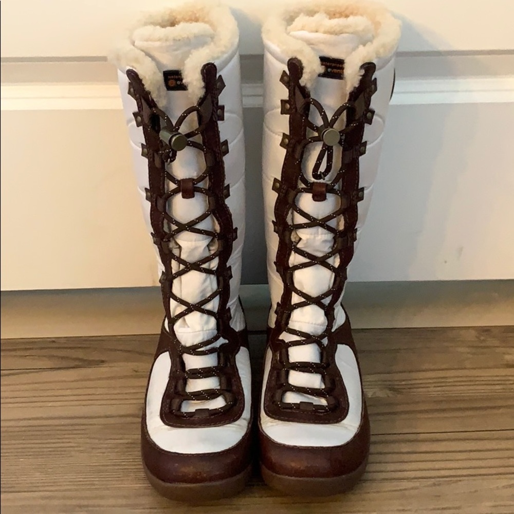 Ugg Snow Boots